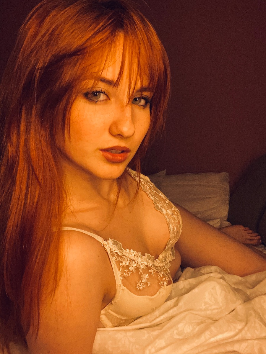 A playful frame from Nata — online in Port Louis