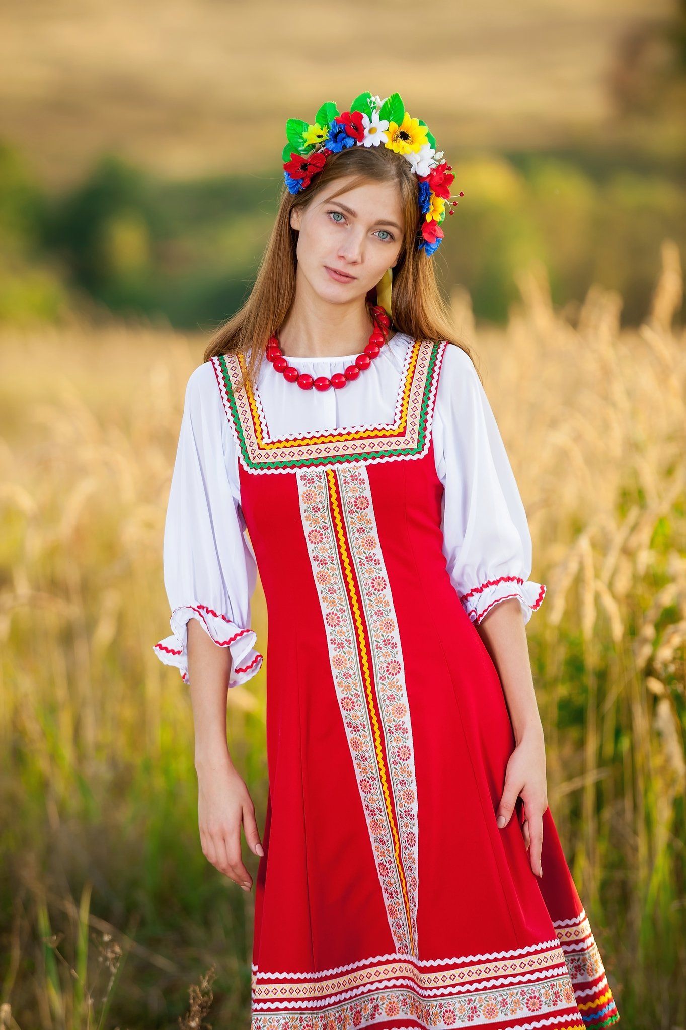 Women in Slavic costumes in Port Louis