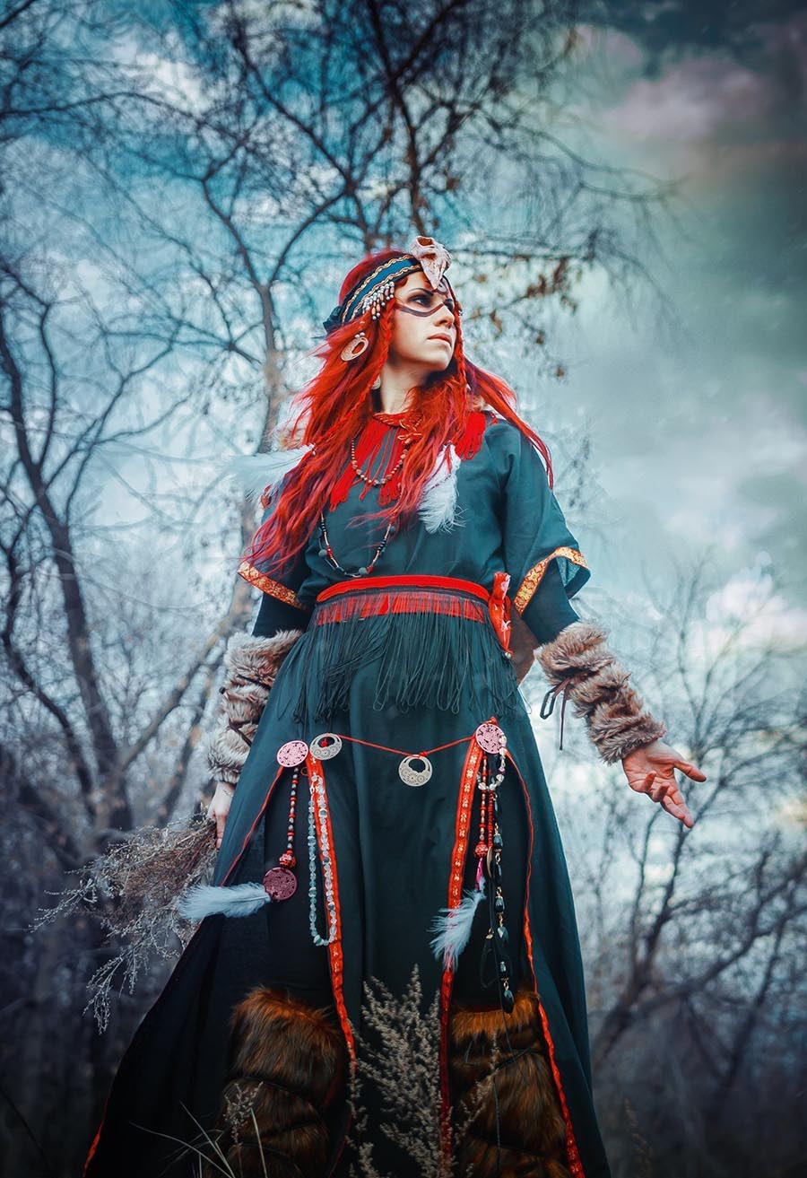 Girls in Slavic costumes underwear in Port Louis