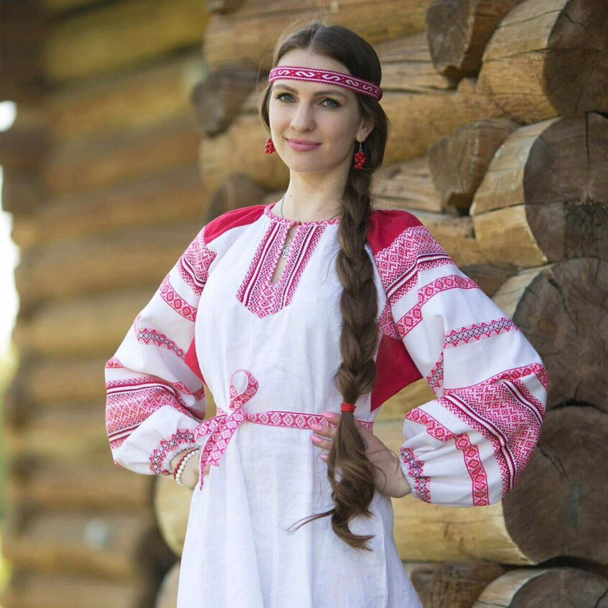 Girls in Slavic costumes in Port Louis