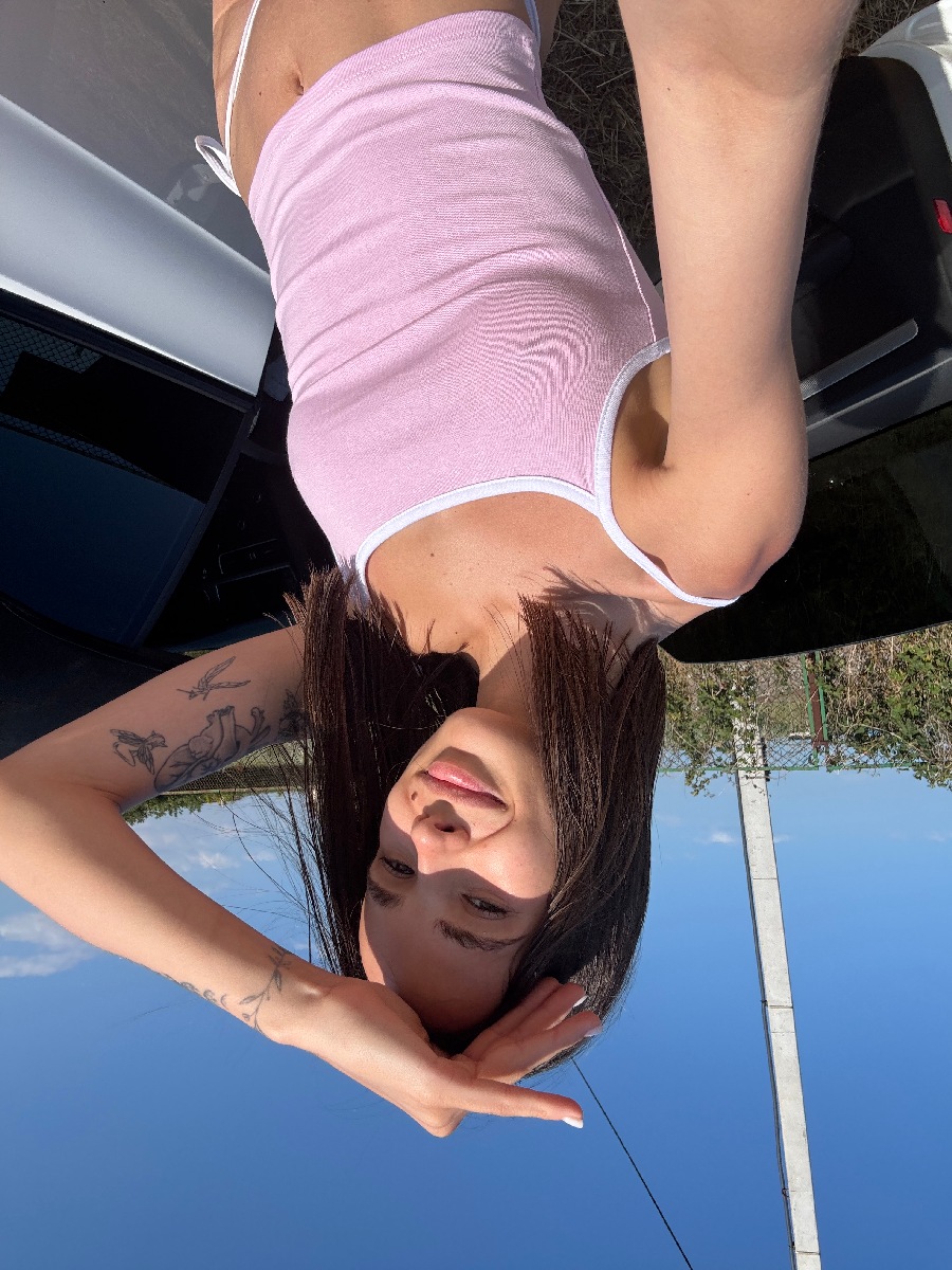 Sexy model Tina in Port Louis